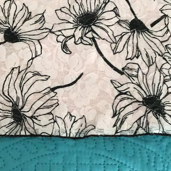 Top - Picture 6 of 10